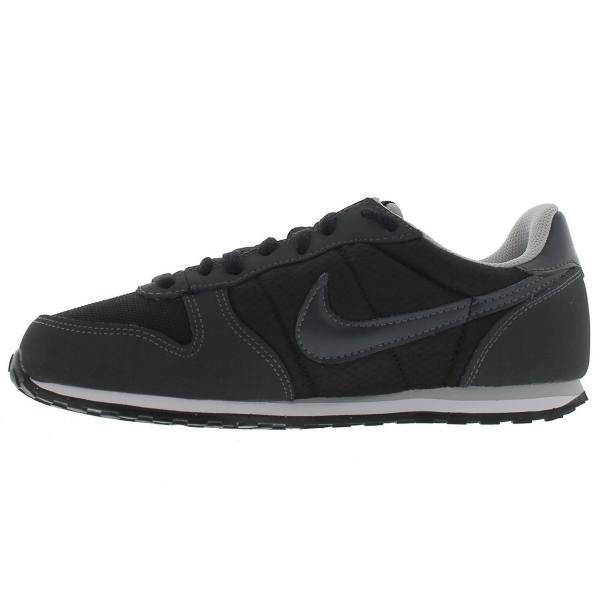 کفش مخصوص دویدن زنانه نایکی مدل Genicco، Nike Genicco Running Shoes For Women