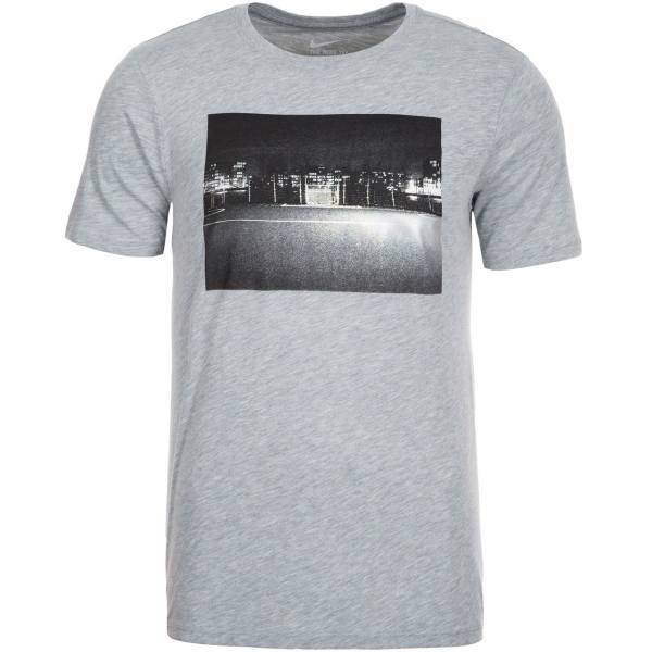 تی شرت آستین کوتاه مردانه نایکی مدل Football Photo، Nike Football Photo Short Sleeve T-Shirt For Men
