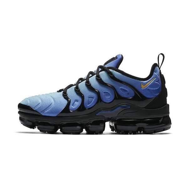 کفش پیاده روی مردانه نایکی مدلAIR VAPORMAX PLUS RETURNS