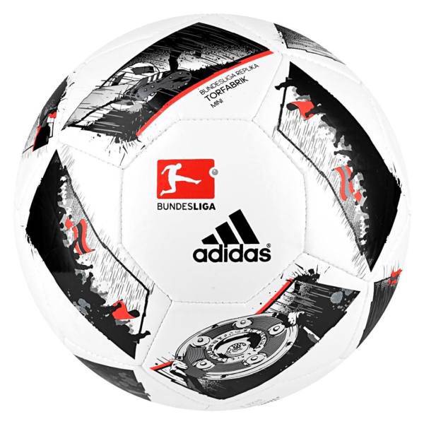 توپ فوتبال آدیداس مدل Torfabrik، Adidas Torfabrik Football