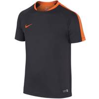 تی شرت پسرانه نایکی مدل Flash Graphic Training 2 Nike Flash Graphic Training 2 T-Shirt For Boys
