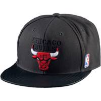 کلاه کپ مردانه آدیداس مدل NBA BBRIM Bulls - Adidas NBA BBRIM Bulls Cap For Men